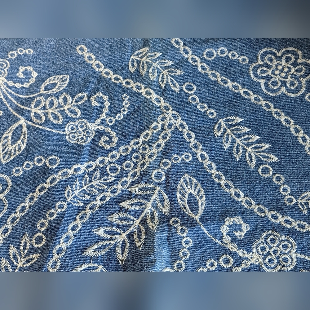 Anthropologie Blu Pepper Embroidered Blue Jean Skirt Scalloped Hem Size M - Picture 11 of 11
